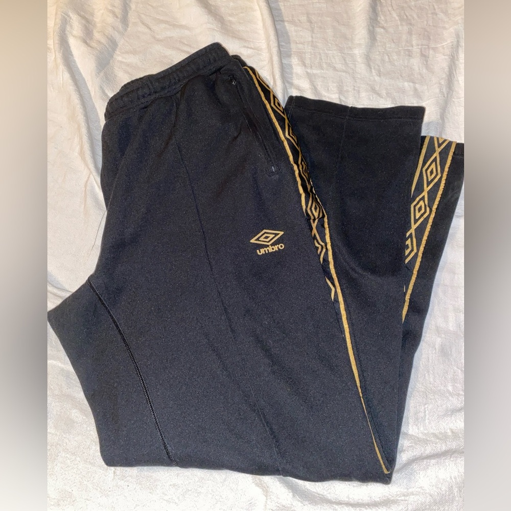 Umbro Vintage Track Pants Men’s XXL Black/gold Y2K Drawstring Zip  Pockets